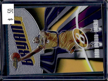 2004 Topps Finest Kobe Bryant #88