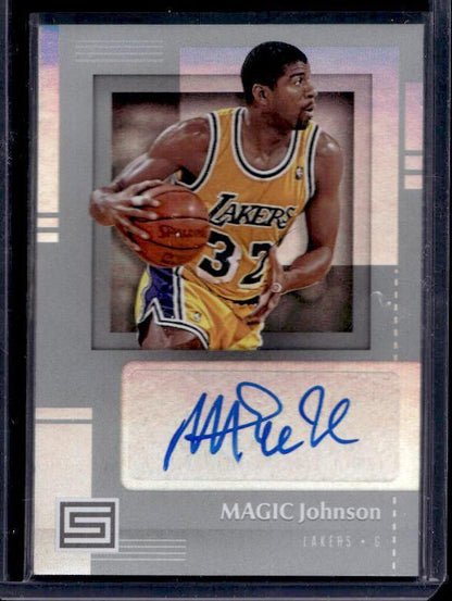 2018 Status Magic Johnson #SG-MJS Autograph
