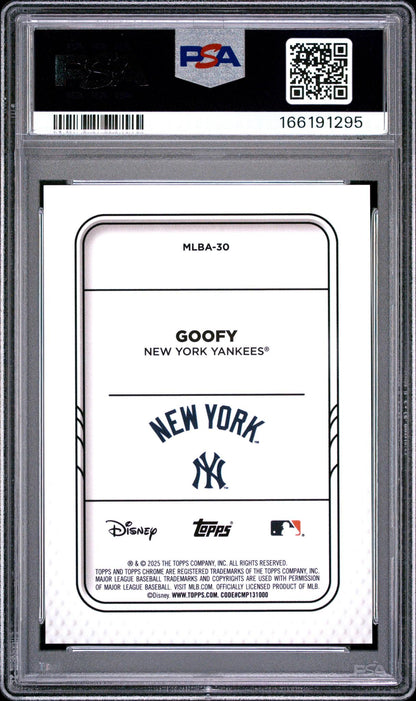 2025 TOPPS CHROME UPDATE MICKEY AND FRIENDS #30 GOOFY PSA 10